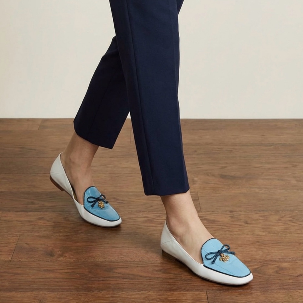 Tory Burch Elegant Blue and White leather Loafers - Picture 12 of 13